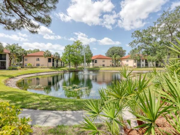 Bradenton Two Bedroom Vacation Rental Condo