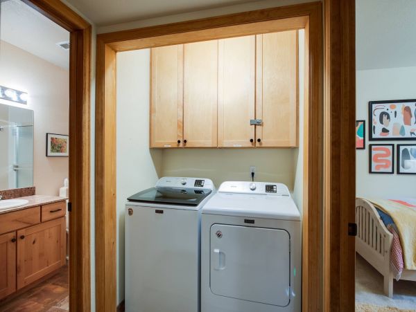 3 plus Den Townhome Under 150 yards to slopes
