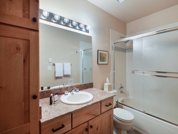 3 plus Den Townhome Under 150 yards to slopes