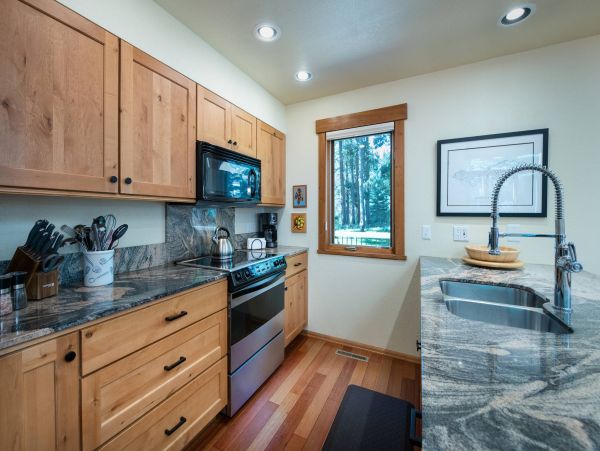 3 plus Den Townhome Under 150 yards to slopes