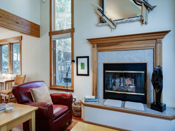 3 plus Den Townhome Under 150 yards to slopes