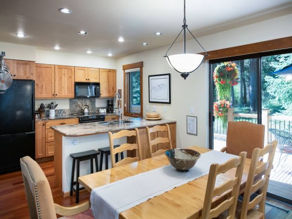 3 plus Den Townhome Under 150 yards to slopes