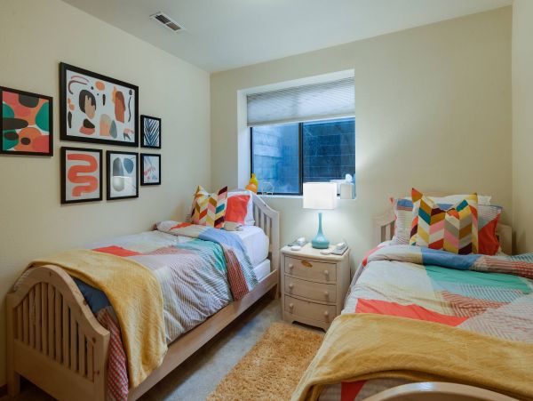 3 plus Den Townhome Under 150 yards to slopes