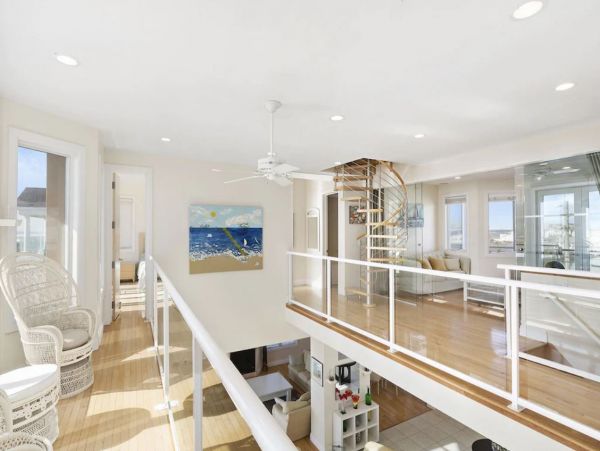 Oceanfront Vacation Home in West Hamptons Sleeps 20 Guests