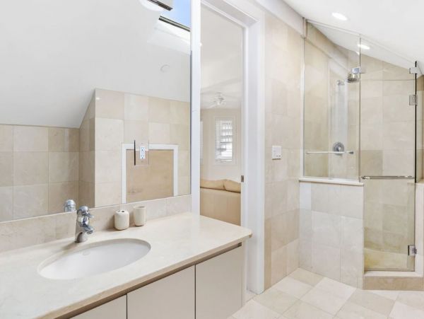 Oceanfront Vacation Home in West Hamptons Sleeps 20 Guests