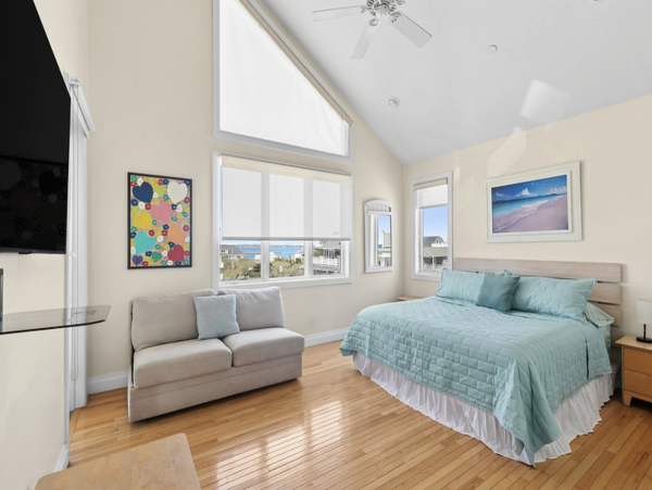 Hamptons Oceanfront Vacation Rental - Luxury Eight Bedroom Beach House