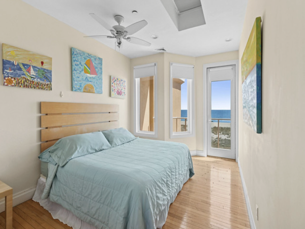 Hamptons Oceanfront Vacation Rental - Luxury Eight Bedroom Beach House
