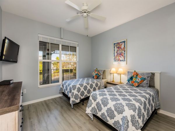 Gorgeous 2 Bedroom Condo with Pond View