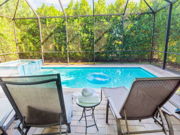 Naples 4 Bedroom Pool Home Sleeps 8 Guests