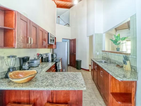Beach Villa with Private Pool & Spa Sleeps 8 Guests
