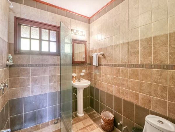 Beach Villa with Private Pool & Spa Sleeps 8 Guests