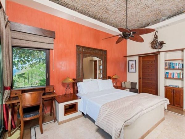 Two Bedroom Home with Pool & Gorgeous Views