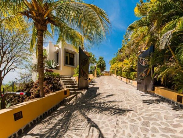 Two Bedroom Home with Pool & Gorgeous Views