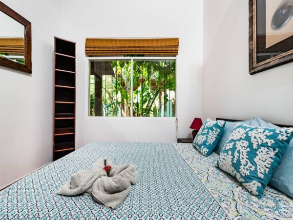 Beach Home with Pool Perfect for Relaxing Sleeps Eight Guests