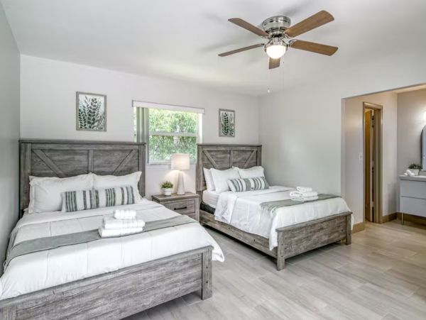 Deerfield Beach Luxury Three Bedroom Vacation Home