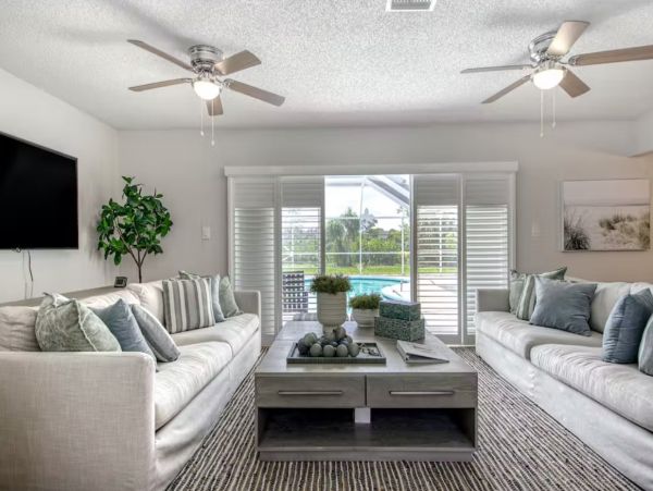 Deerfield Beach Luxury Three Bedroom Vacation Home