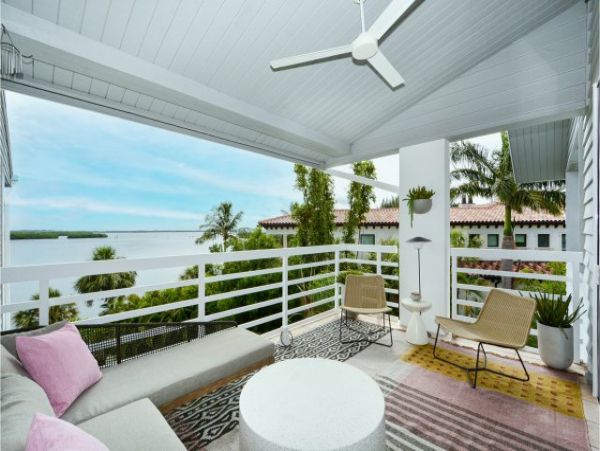Walk to Beach Two Bedroom Vacation Condo in Longboat Key