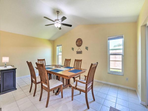 Clearwater Vacation Home Three Bedroom with Spa
