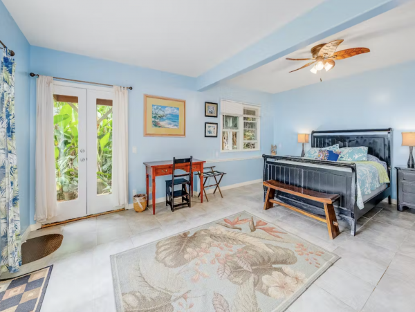 Holualoa Island Home with Hot Tub, Decks & Beach Nearby