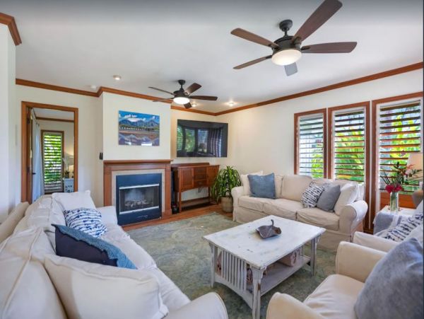 Princeville Vacation Luxury Home Four Bedrooms Walk To Beach