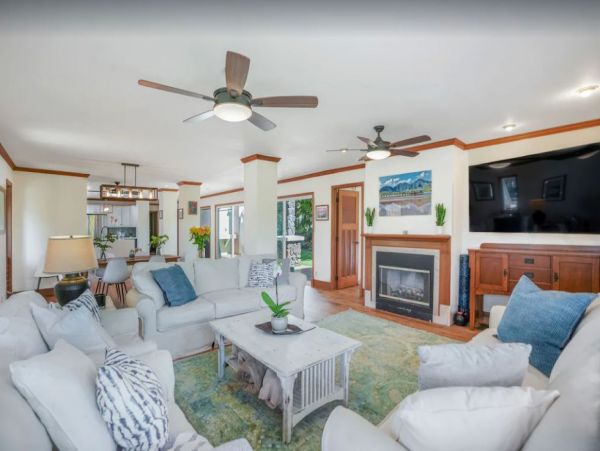 Princeville Vacation Luxury Home Four Bedrooms Walk To Beach