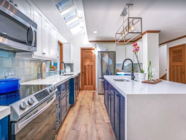 Princeville Vacation Luxury Home Four Bedrooms Walk To Beach