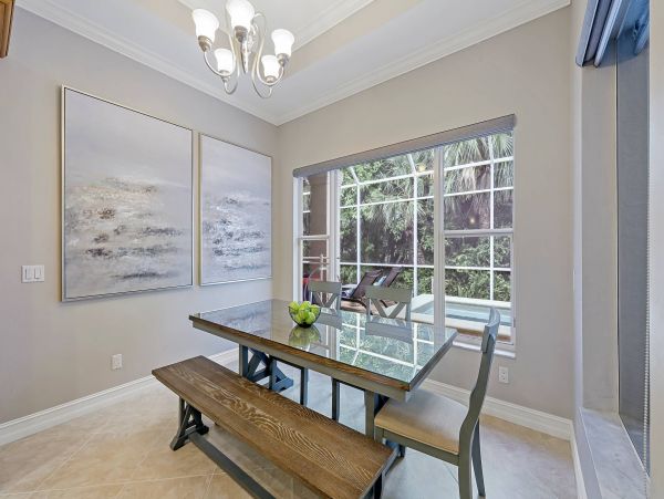 Luxury 4 Bedroom Home in Marco Island with Pool & Spa
