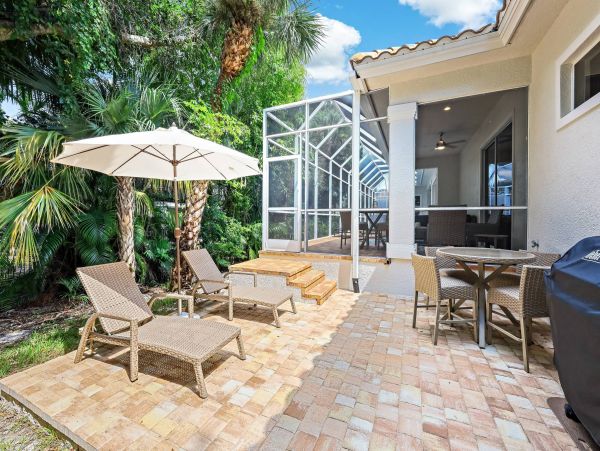 Luxury 4 Bedroom Home in Marco Island with Pool & Spa