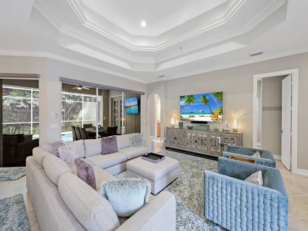Luxury 4 Bedroom Home in Marco Island with Pool & Spa