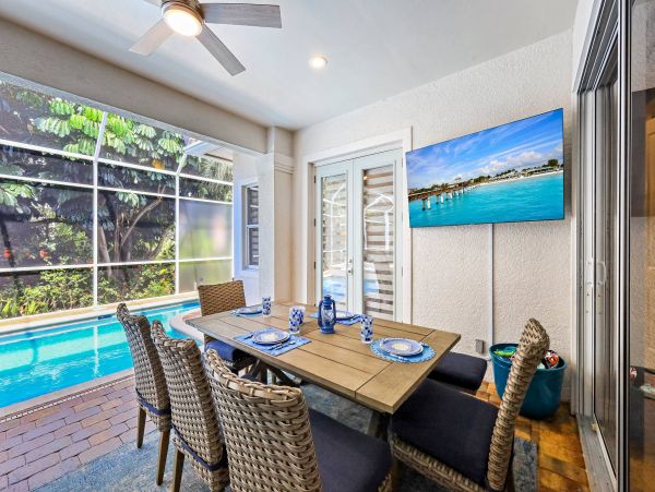Luxury 4 Bedroom Home in Marco Island with Pool & Spa