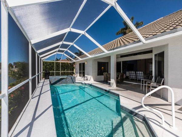Canal View 5 Bedroom Home with Dock & Pool