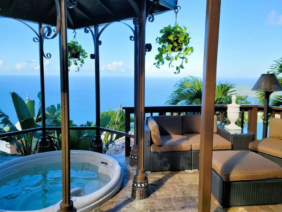 Ocean View Ten Bedrooms Vacation Estate in St. Thomas