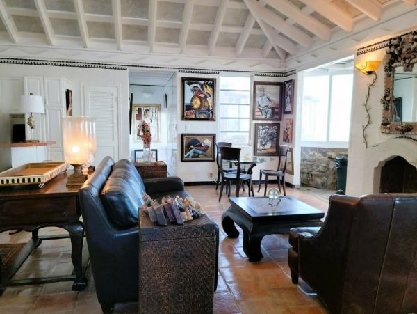 Ocean View Ten Bedrooms Vacation Estate in St. Thomas