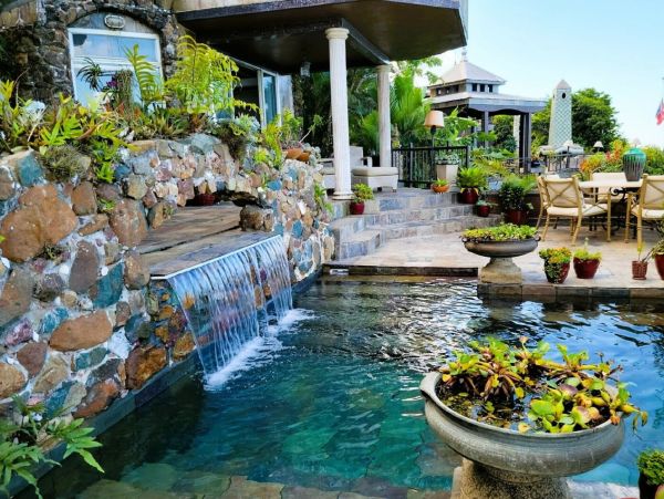 Ocean View Ten Bedrooms Vacation Estate in St. Thomas