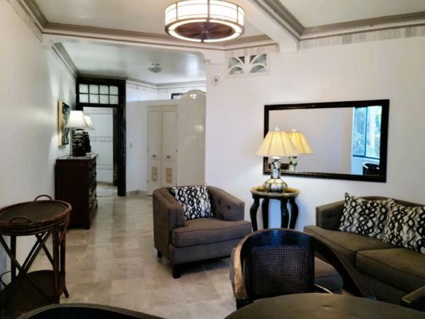 Ocean View Ten Bedrooms Vacation Estate in St. Thomas