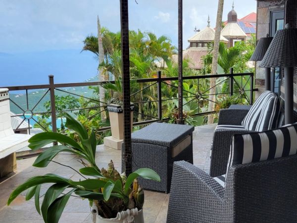 Ocean View Ten Bedrooms Vacation Estate in St. Thomas