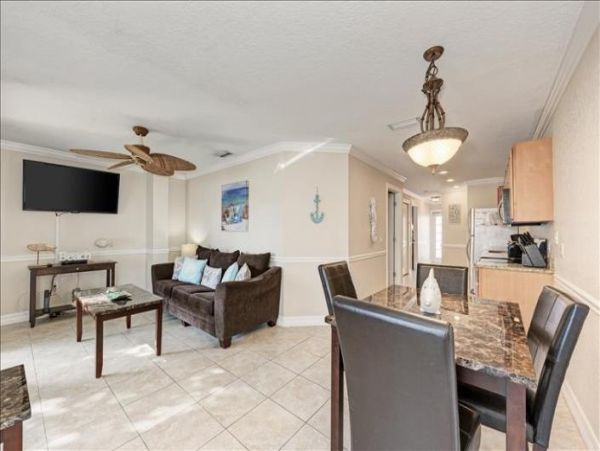 SIESTA KEY 2 BEDROOM BEACH VACATION RENTAL