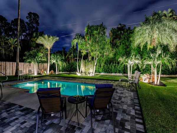 Two Bedroom Vacation Duplex in Naples Sleeps 4