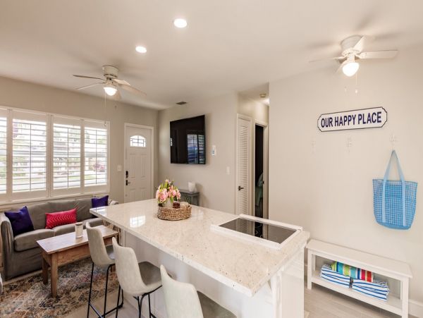 Two Bedroom Vacation Duplex in Naples Sleeps 4