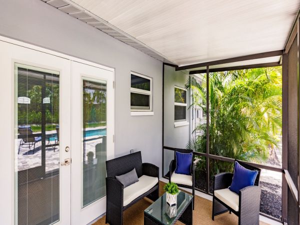 Two Bedroom Vacation Duplex in Naples Sleeps 4