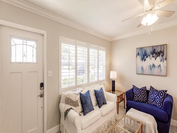Two Bedroom Charming Vacation Duplex in Naples Sleeps 4