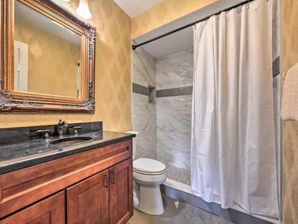 Tampa Vacation Pool Home Four Bedrooms Sleeps Ten Guests