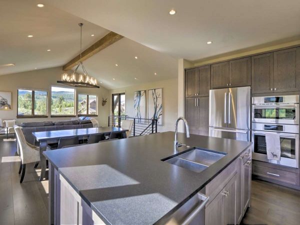 Mountain Views Endless Relaxation 3 Bedroom Home in Breckenridge