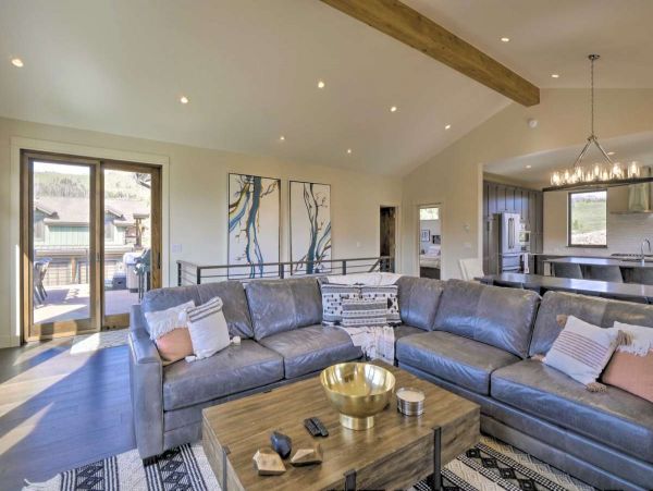 Mountain Views Endless Relaxation 3 Bedroom Home in Breckenridge