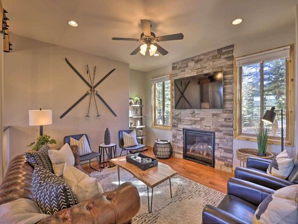 Luxury Silverthorne Cabin with Great Indoor & Outdoor Space