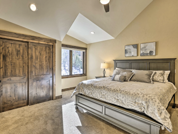Breckenridge Luxury Residence Five Bedroom