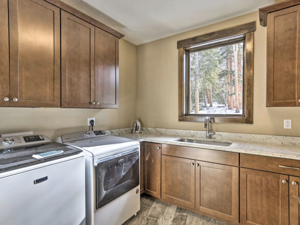 Breckenridge Luxury Residence Five Bedroom