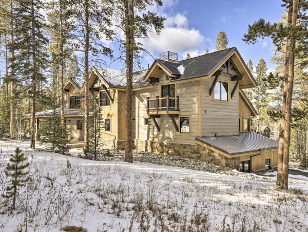 Breckenridge Luxury Residence Five Bedroom