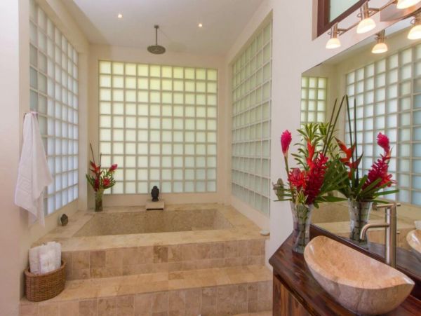 Luxury 3 Bedroom Villa in Escalares with Ocean Views