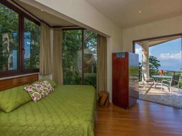 Luxury 3 Bedroom Villa in Escalares with Ocean Views